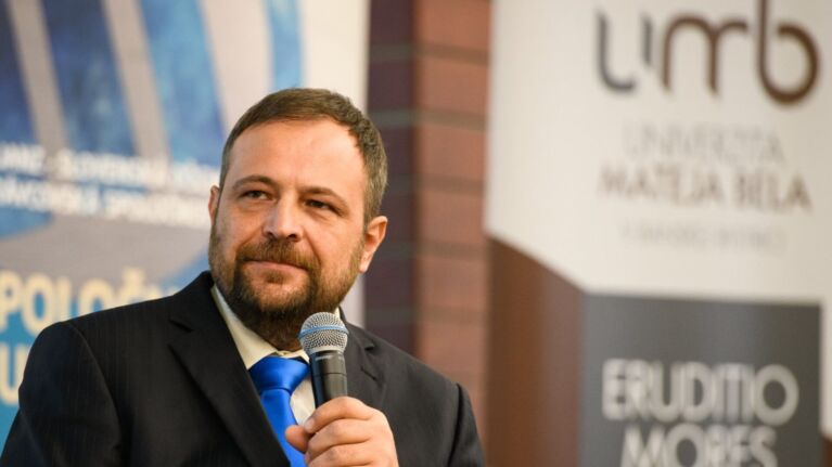 Keď digitalizácia nestačí: Radovan Brečka o Hyperprogramovaní, poriadku vo firmách a budúcnosti, ktorú tvarujú procesy